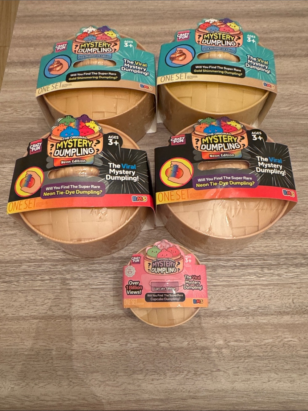 Mystery Dumpling Neon & Gold Shimmering Edition & Mini Cupcake Set of 5 NEW